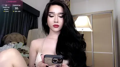 KeenMazikeen69 webcam model stream image