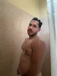 DARG_17 webcam model stream image