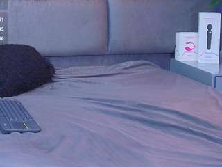 valentino-moon webcam model stream image