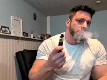 pizza_biceps webcam chaturbate model stream image