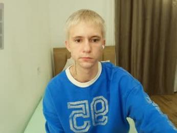 max_gen webcam chaturbate model stream image