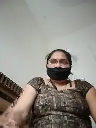 Menka_cut34 webcam model stream image