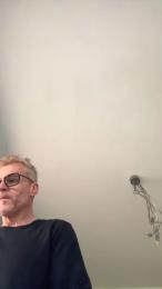 Axl_hot webcam model stream image