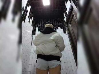 Tinablackkk webcam bongacams model stream image
