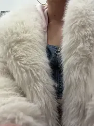 Lia__Love webcam model stream image