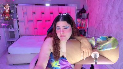 SariBloomy webcam model stream image
