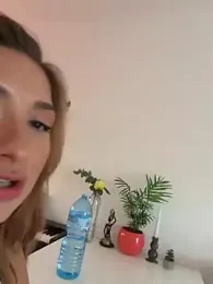 StracciaStella- webcam model stream image