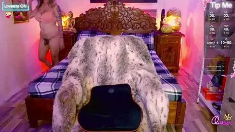 _QueenGoddess_ webcam model stream image