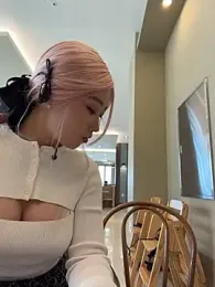 winter11 webcam stripchat model stream image