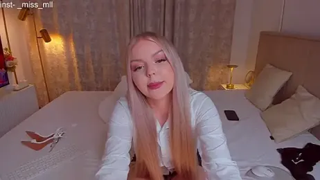 MaaryM webcam model stream image