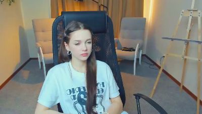 SashaOeltjen webcam model stream image