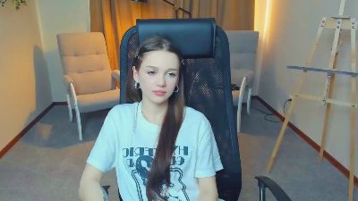 SashaOeltjen webcam model stream image