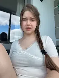 HornyGirlH webcam stripchat model stream image
