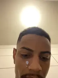 Guzdick webcam stripchat model stream image