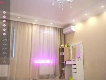 queenelia webcam chaturbate model stream image