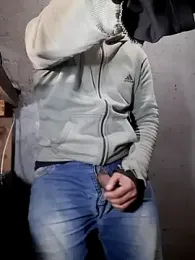 hecwil8 webcam model stream image