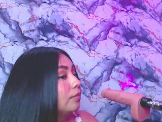 Dafne Thomson webcam flirt4free model stream image