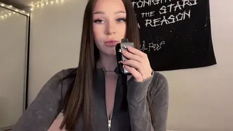 ur_molly webcam model stream image