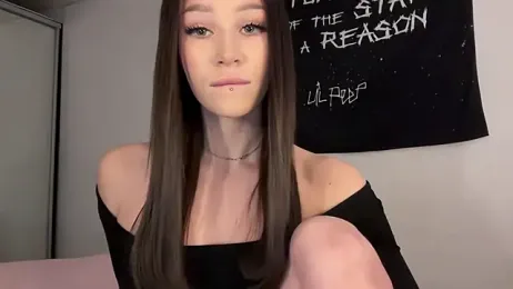 ur_molly webcam model stream image