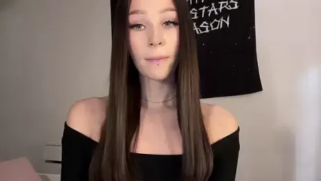 ur_molly webcam model stream image