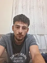 Yasinyasin7 webcam model stream image