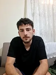 Yasinyasin7 webcam model stream image