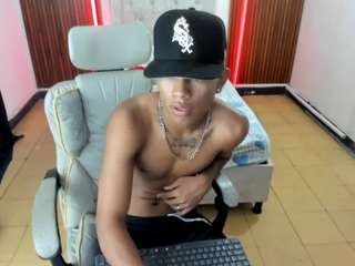 juan-mhata webcam camsoda model stream image