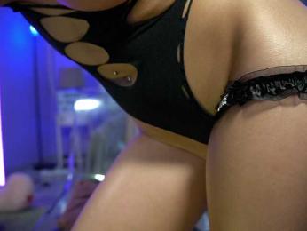 MandyPeas webcam bongacams model stream image