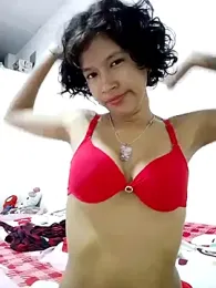 Yi_Uzi webcam model stream image