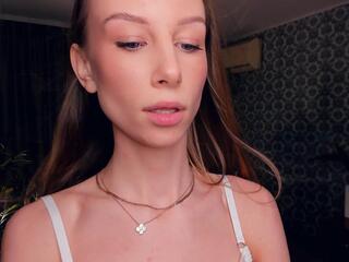 Anya Palis webcam model stream image