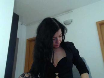 BluEyesBaby webcam bongacams model stream image