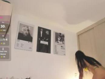 hollyprincess_2 webcam chaturbate model stream image