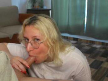 CherryAndAndy webcam model stream image