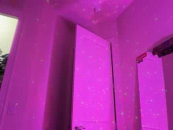 hungkingg22 webcam chaturbate model stream image