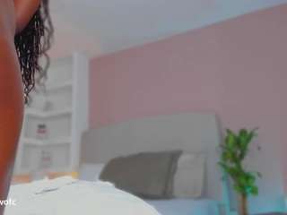 maddy-hot webcam camsoda model stream image