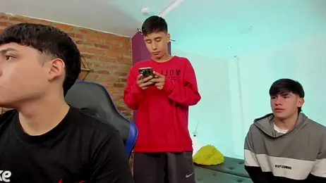 HotThreesoome webcam model stream image