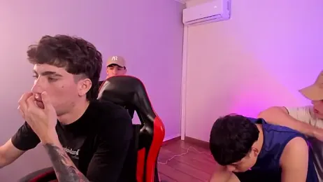 HotThreesoome webcam model stream image