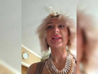 ARotikA webcam model stream image