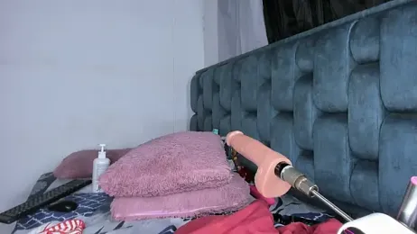 Roxy-Smith webcam model stream image