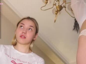 blue_bow webcam chaturbate model stream image