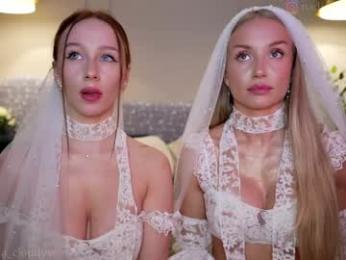 mia_cloudy webcam model stream image