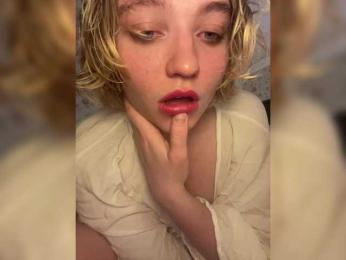 A-Huli webcam bongacams model stream image