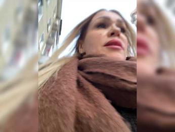 Lisa1225 webcam bongacams model stream image