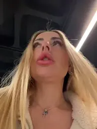 EmaSalis webcam model stream image