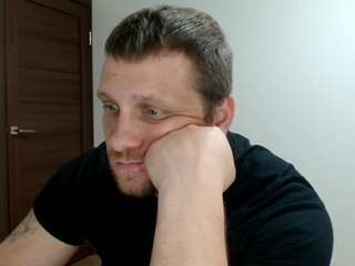 b-l-o-n-d webcam camsoda model stream image