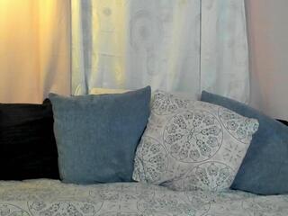 Arianna Collins webcam model stream image