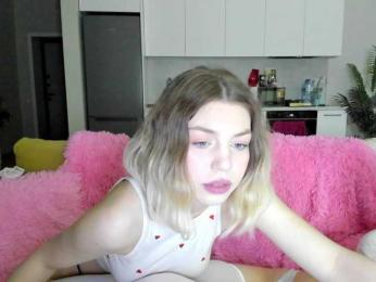 twinkle-twins webcam bongacams model stream image