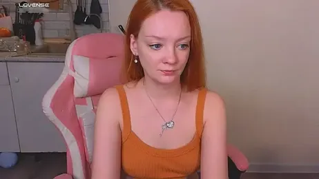 Radiants_two webcam stripchat model stream image