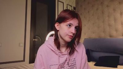 CarmeliaFilipi webcam cam4 model stream image