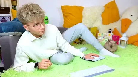 LandelRay webcam model stream image